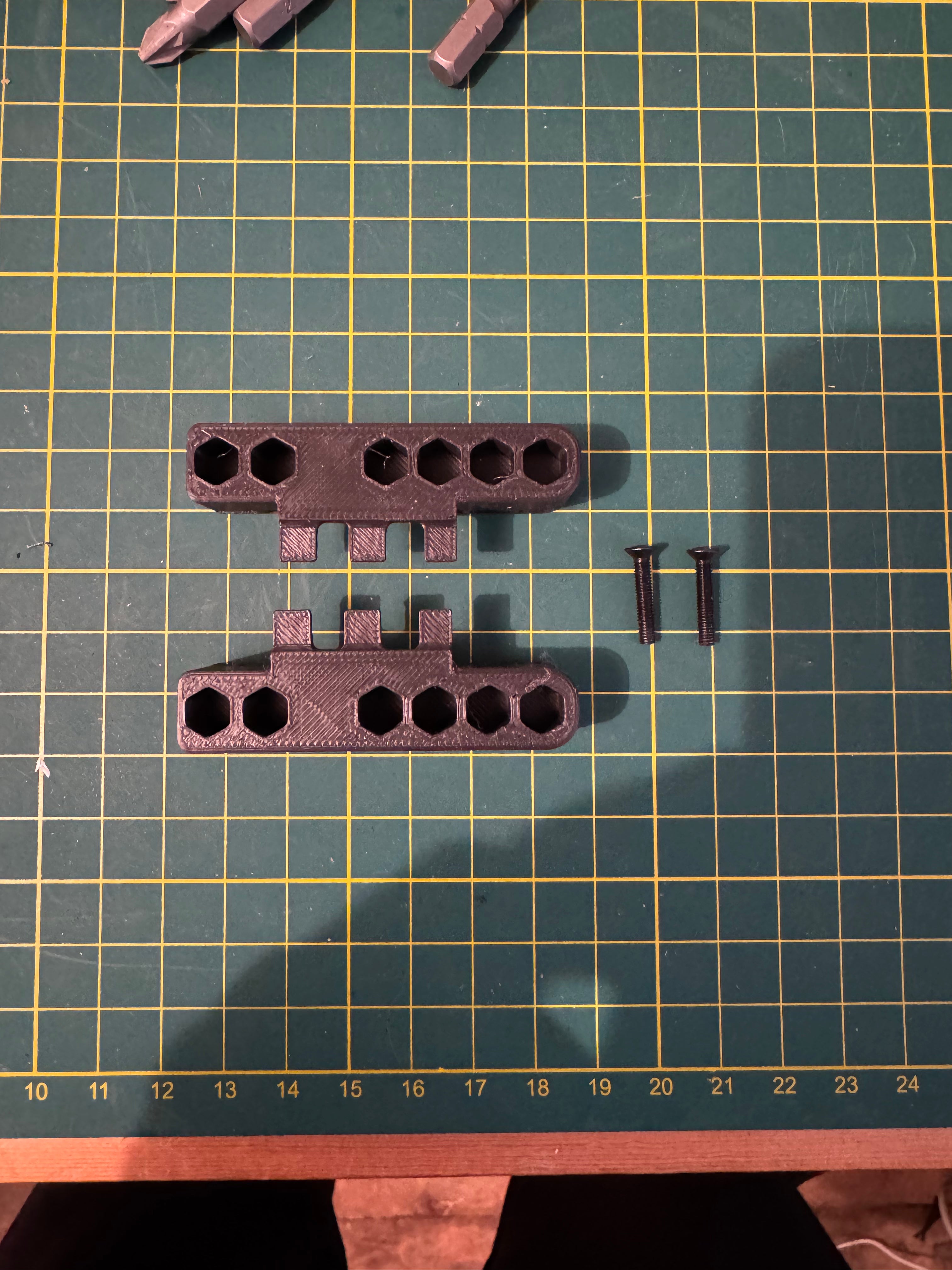 Magnetic Bit Holder for DeWalt